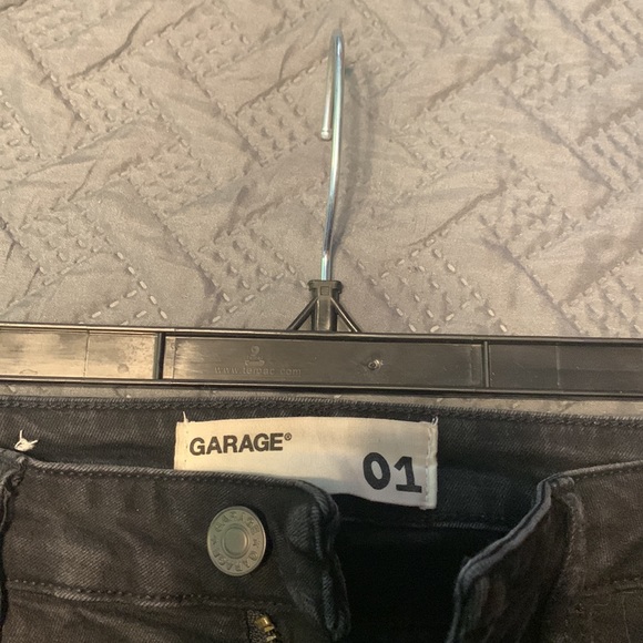 Garage brand distressed black jeans - Picture 2 of 3